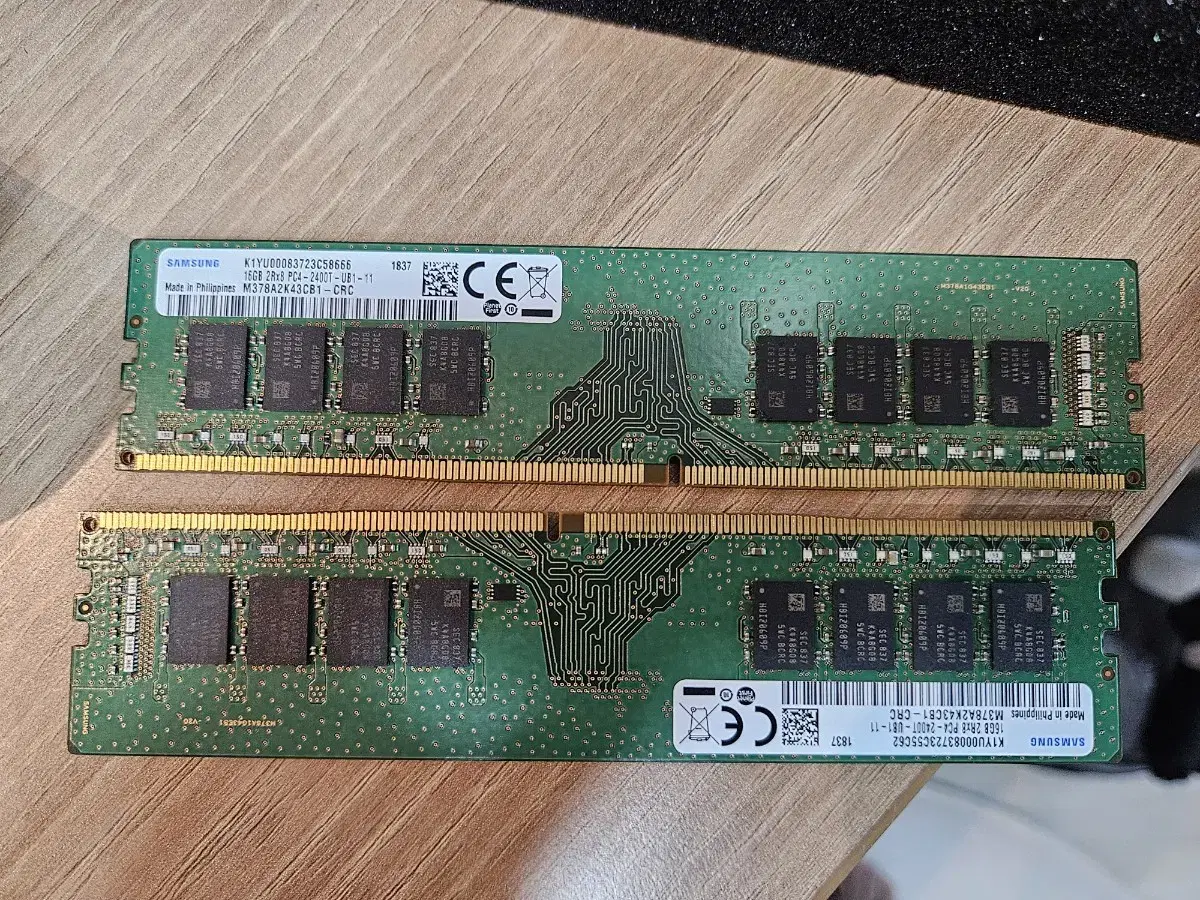 Samsung RAM DDR4-2400 16GB 2개 (총 32GB)